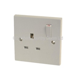 Status White Fitting Wall Socket Switched 13A 1 Gang