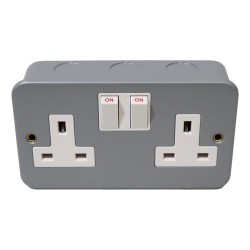 Status Metal Clad Wall Socket 13 Amp 2 Gang