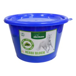 Sweet Meadow Herbi Block Bucket 12.5kg