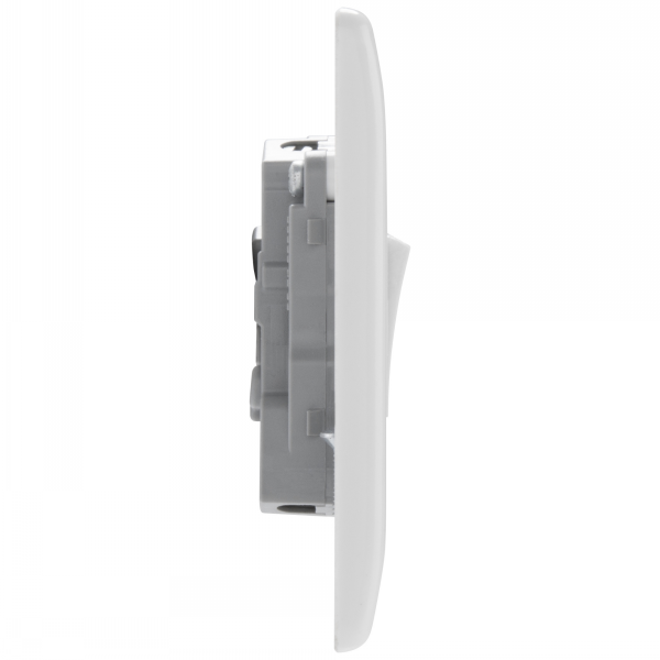 BG Rounded Edge Switch Triple Pole Fan Isolator - Image 3