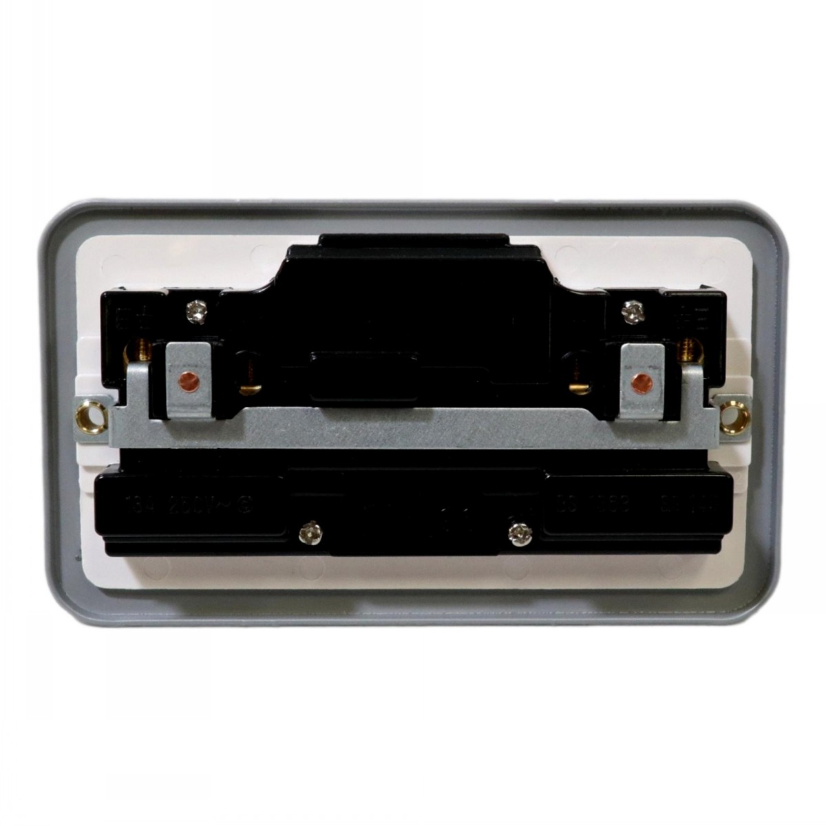 Status Metal Clad Wall Socket 13 Amp 2 Gang - Image 4